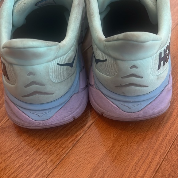 Women’s Hoka Arahi 6 Used Size 10 Running shoes - Picture 6 of 7